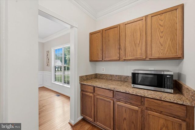 2299 HITCHCOCK DR, Reston, VA 20191
