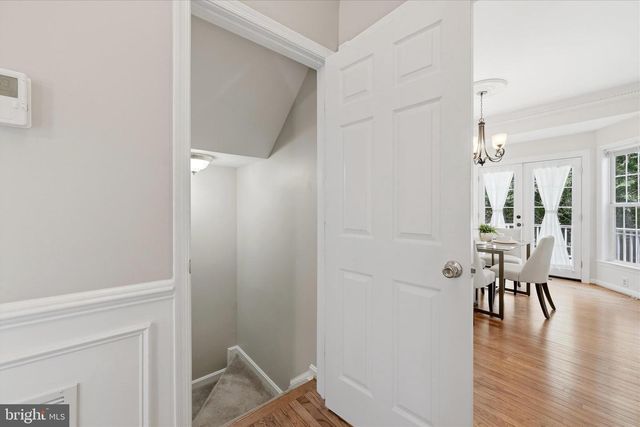2299 HITCHCOCK DR, Reston, VA 20191