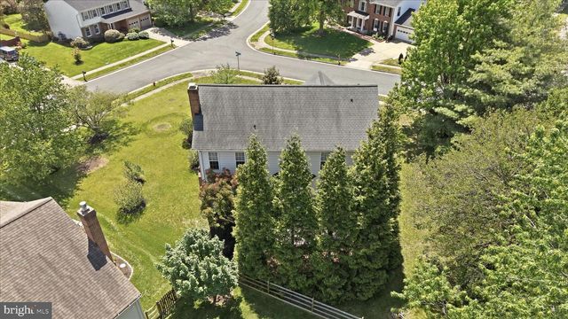 2299 HITCHCOCK DR, Reston, VA 20191