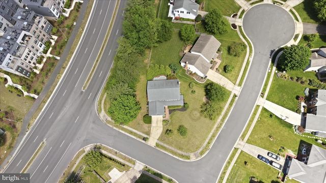 2299 HITCHCOCK DR, Reston, VA 20191