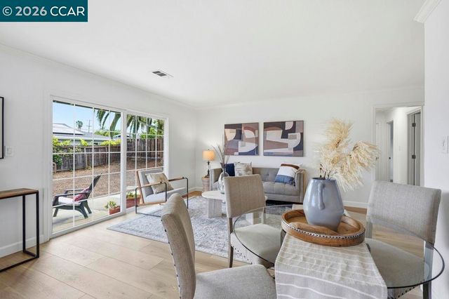 3537 Thunderbird Dr, Concord, CA 94520