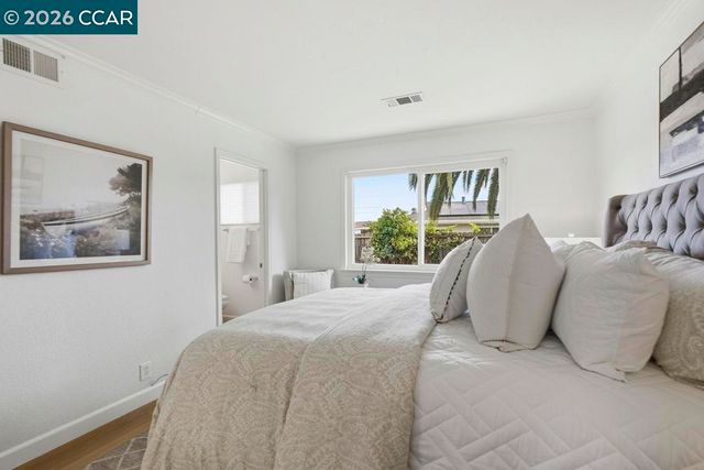 3537 Thunderbird Dr, Concord, CA 94520