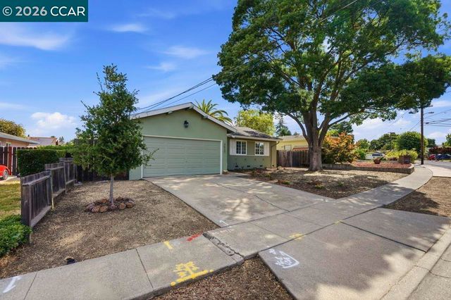 3537 Thunderbird Dr, Concord, CA 94520