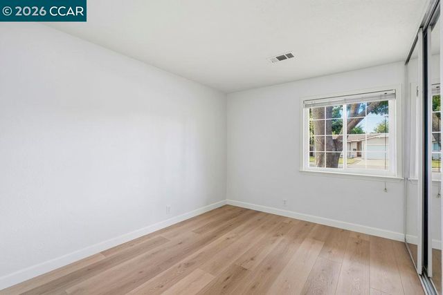 3537 Thunderbird Dr, Concord, CA 94520