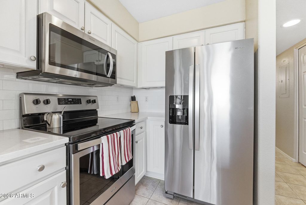 16631 E EL LAGO Boulevard 209, Fountain Hills, AZ 85268 — exterior