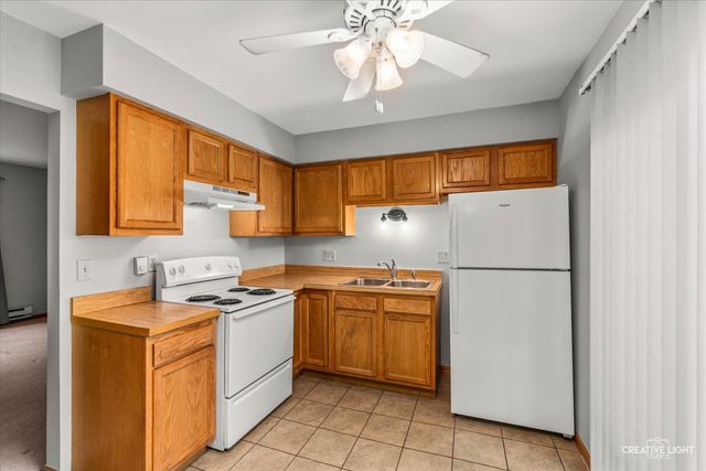 627 James Street, Hinckley, IL 60520