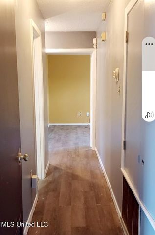 745 Woodlake Drive, Jackson, MS 39206