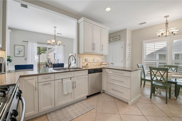 500 Rosedown Way, Johns Creek, GA 30022