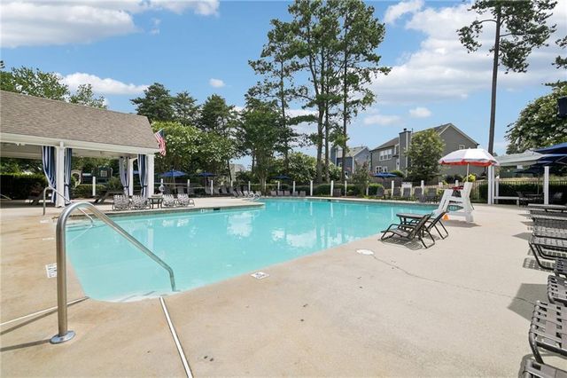 500 Rosedown Way, Johns Creek, GA 30022