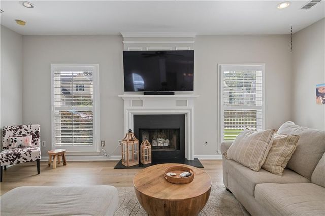500 Rosedown Way, Johns Creek, GA 30022