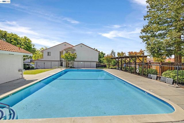 4328 Conejo Dr, Danville, CA 94506