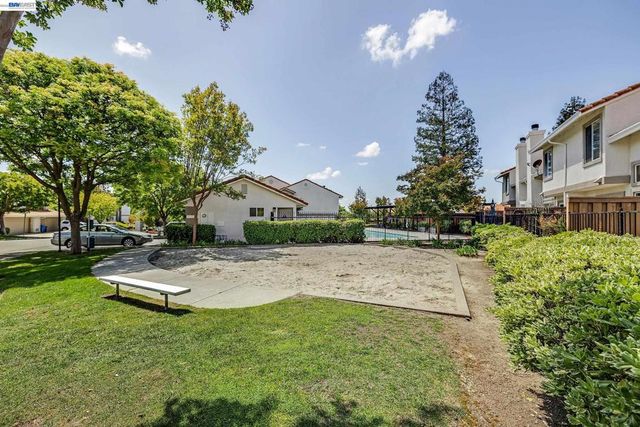4328 Conejo Dr, Danville, CA 94506