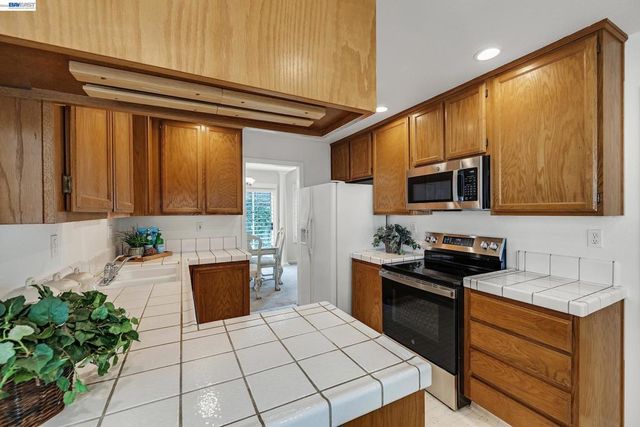 4328 Conejo Dr, Danville, CA 94506