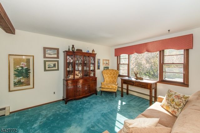 57 Lounsberry Hollow Rd, Vernon Twp., NJ 07461