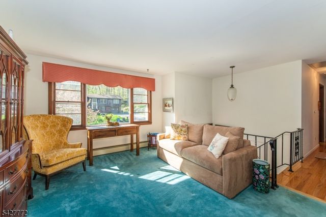 57 Lounsberry Hollow Rd, Vernon Twp., NJ 07461