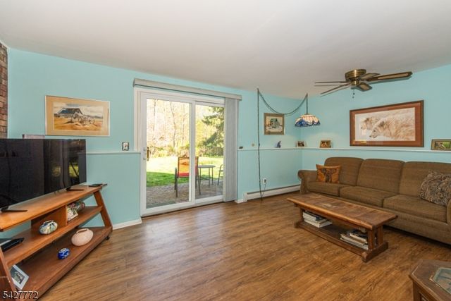57 Lounsberry Hollow Rd, Vernon Twp., NJ 07461