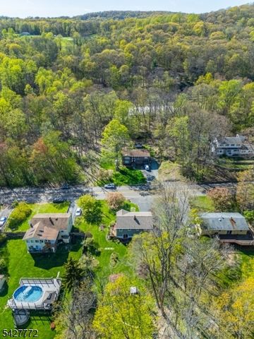 57 Lounsberry Hollow Rd, Vernon Twp., NJ 07461