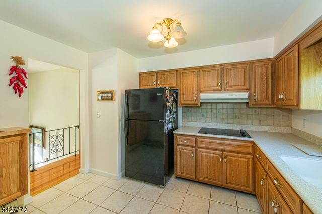 57 Lounsberry Hollow Rd, Vernon Twp., NJ 07461