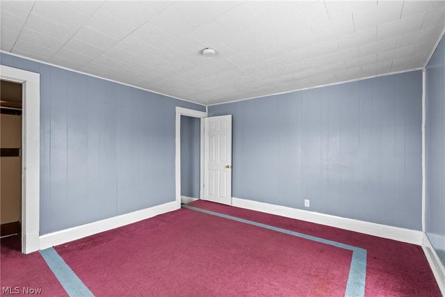160 S Sugar Street, St Clairsville, OH 43950
