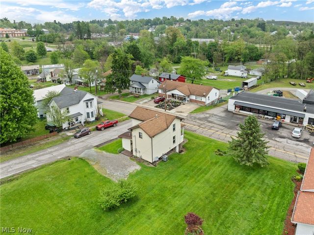 160 S Sugar Street, St Clairsville, OH 43950