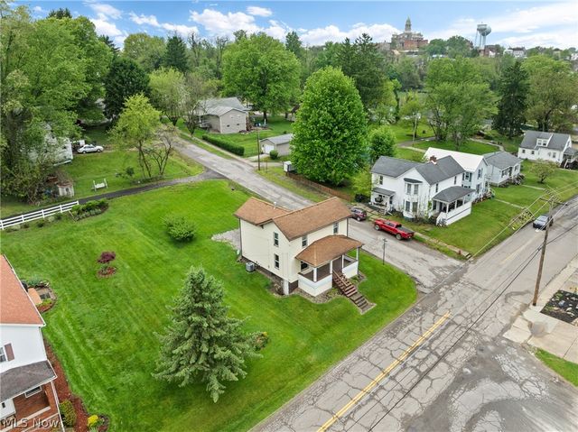 160 S Sugar Street, St Clairsville, OH 43950