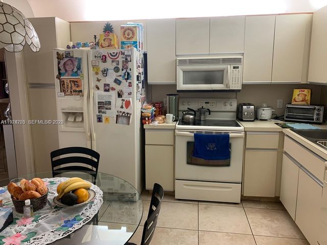 8877 Collins Avenue 506, Surfside, FL 33154