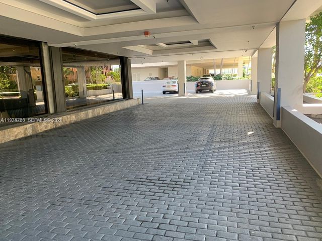 8877 Collins Avenue 506, Surfside, FL 33154