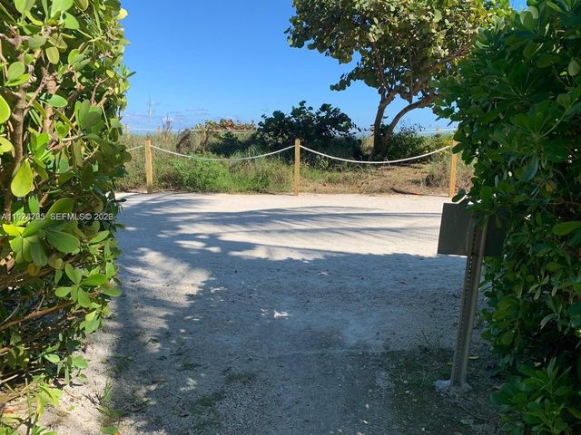 8877 Collins Avenue 506, Surfside, FL 33154