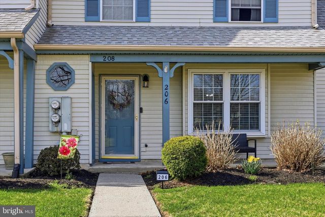 206 KNOLL DR, Blackwood, NJ 08012