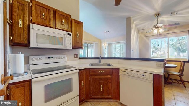 106 LANTERN PL, Little Egg Harbor Twp, NJ 08087