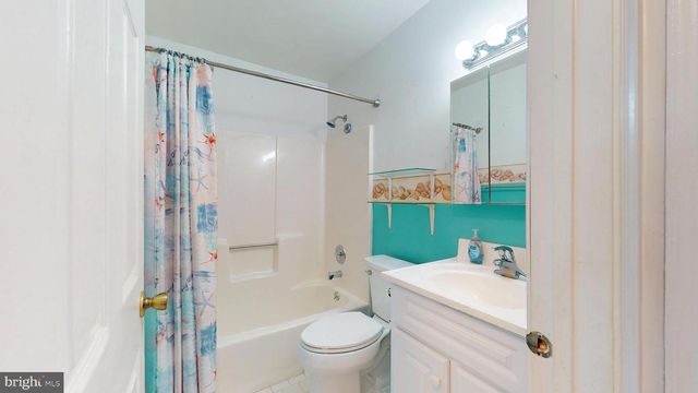 106 LANTERN PL, Little Egg Harbor Twp, NJ 08087