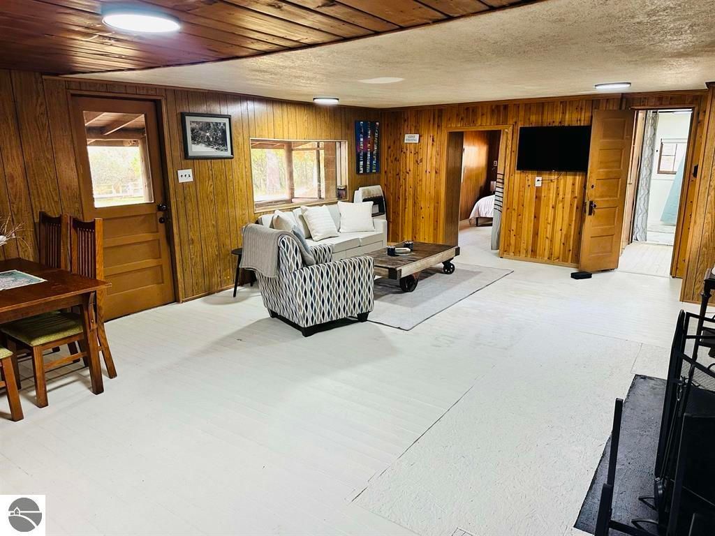 Image 10 of property listing at 2706 Newatch Avenue, Grayling, MI 49738