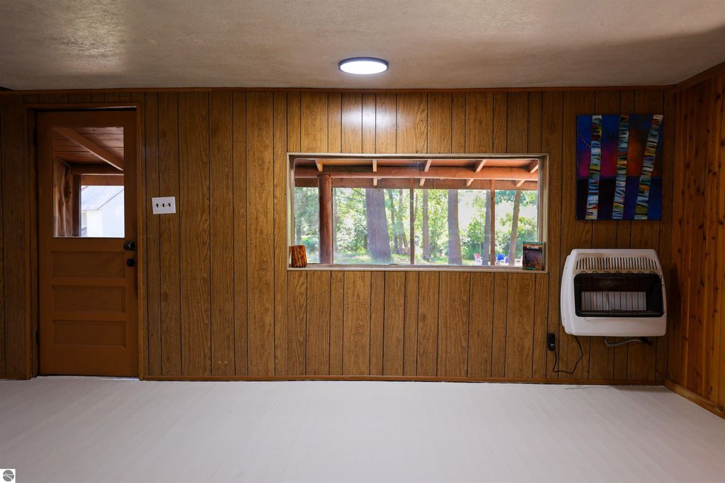 Image 17 of property listing at 2706 Newatch Avenue, Grayling, MI 49738