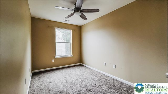 1508 Brookstone Place, Hellertown Boro, PA 18055
