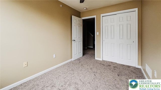 1508 Brookstone Place, Hellertown Boro, PA 18055