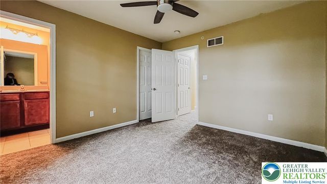 1508 Brookstone Place, Hellertown Boro, PA 18055