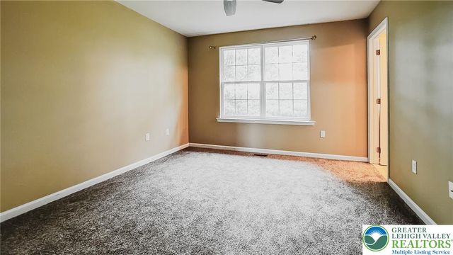 1508 Brookstone Place, Hellertown Boro, PA 18055