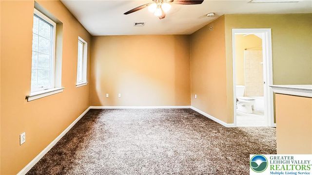 1508 Brookstone Place, Hellertown Boro, PA 18055