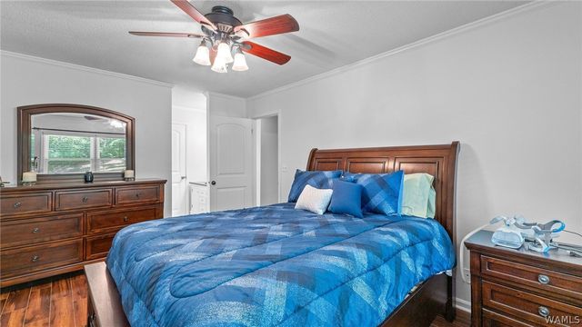 5605 Northwood Lake E, Northport, AL 35473