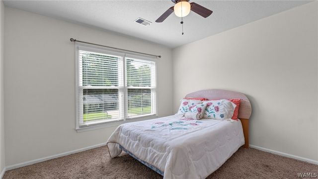 5605 Northwood Lake E, Northport, AL 35473