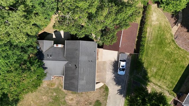5605 Northwood Lake E, Northport, AL 35473