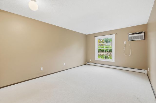 4648 Cedar Lake Road S 3, Saint Louis Park, MN 55416