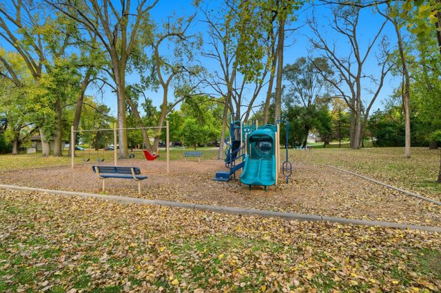 4648 Cedar Lake Road S 3, Saint Louis Park, MN 55416