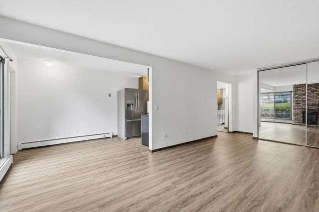 4648 Cedar Lake Road S 3, Saint Louis Park, MN 55416