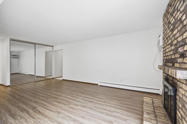 4648 Cedar Lake Road S 3, Saint Louis Park, MN 55416