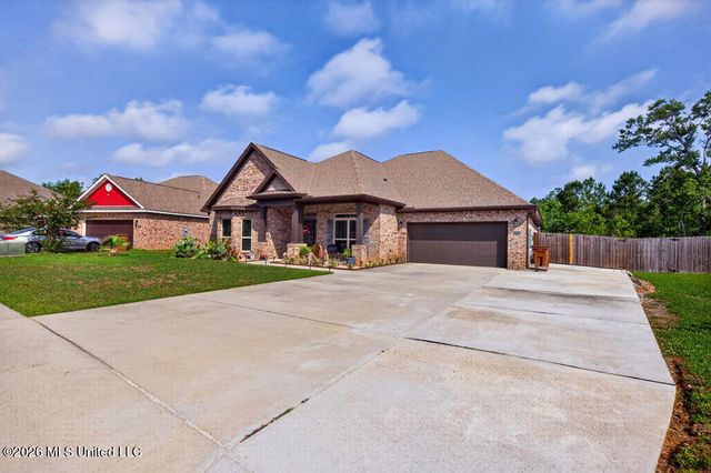 10711 Chapelwood Drive, Gulfport, MS 39503