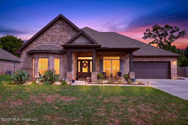 10711 Chapelwood Drive, Gulfport, MS 39503