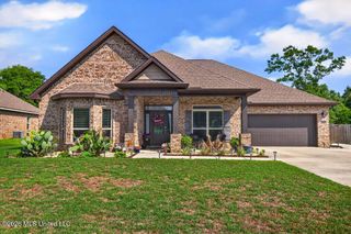 10711 Chapelwood Drive, Gulfport, MS 39503