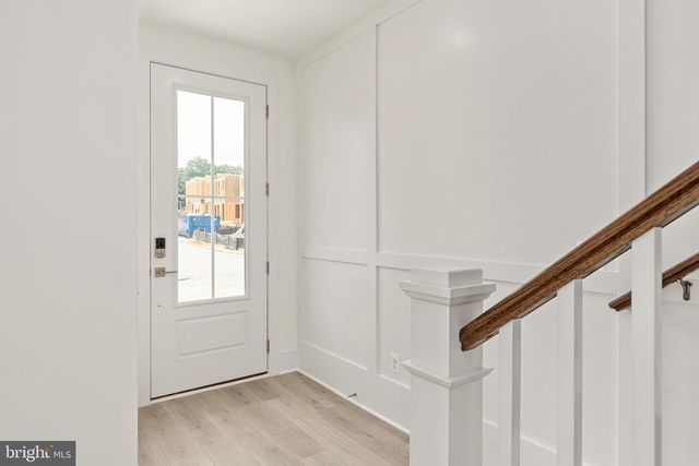 9207 FORKLEAF OAK DR, Fredericksburg, VA 22407