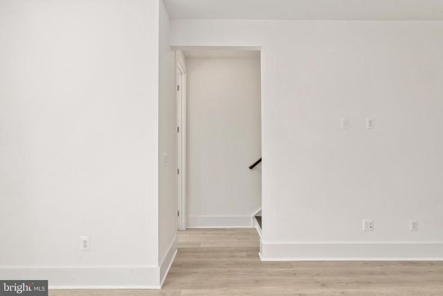 9207 FORKLEAF OAK DR, Fredericksburg, VA 22407